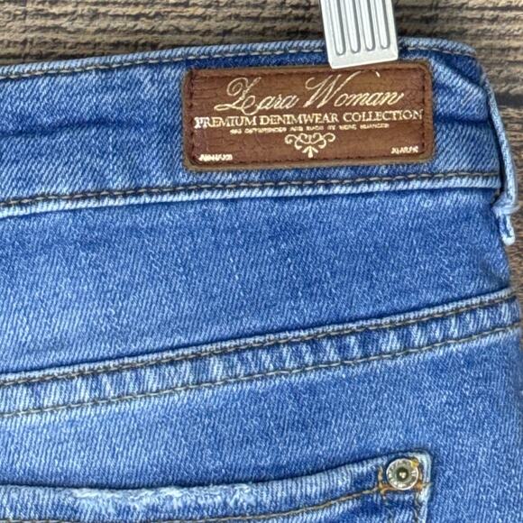Zara Woman Premium Denim Collection Denim Shorts Distressed Blue Jean Size 6 - Picture 5 of 9